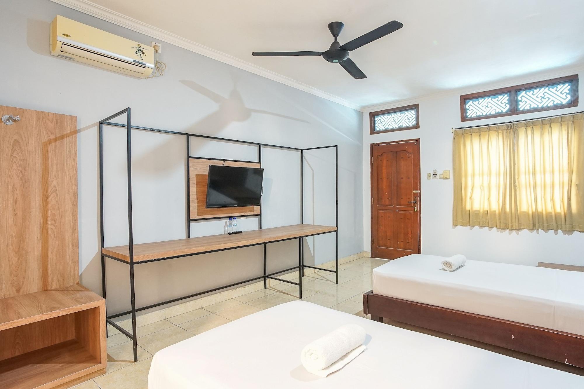 Gemini Star Hotel Kuta  Exterior photo